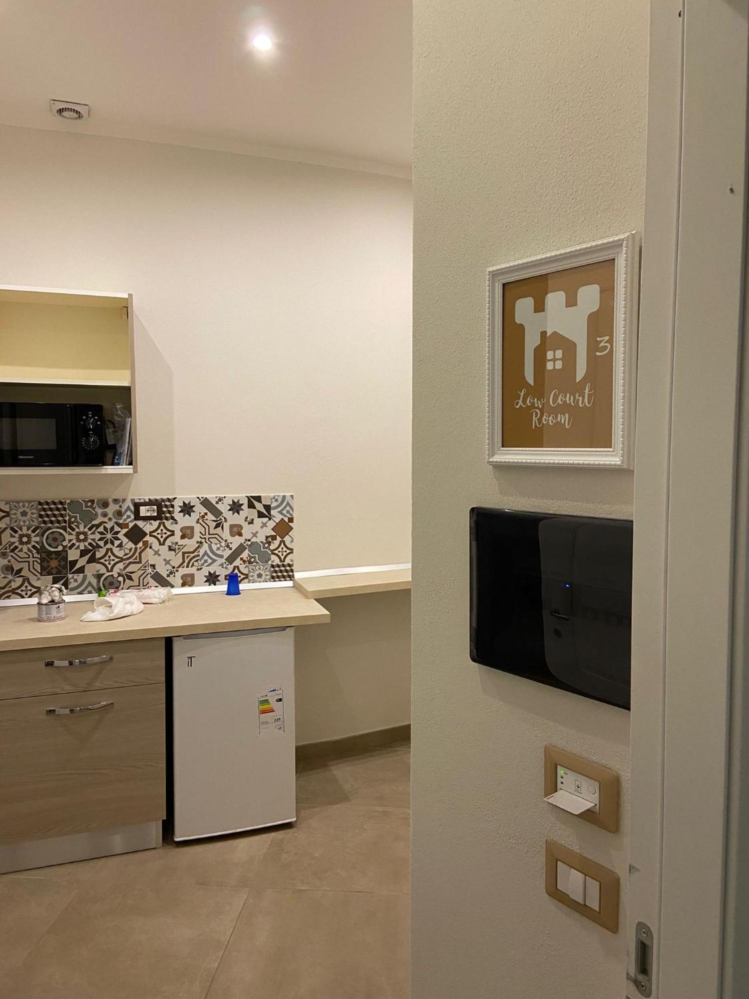 Tinellari Rooms Napoli Eksteriør billede